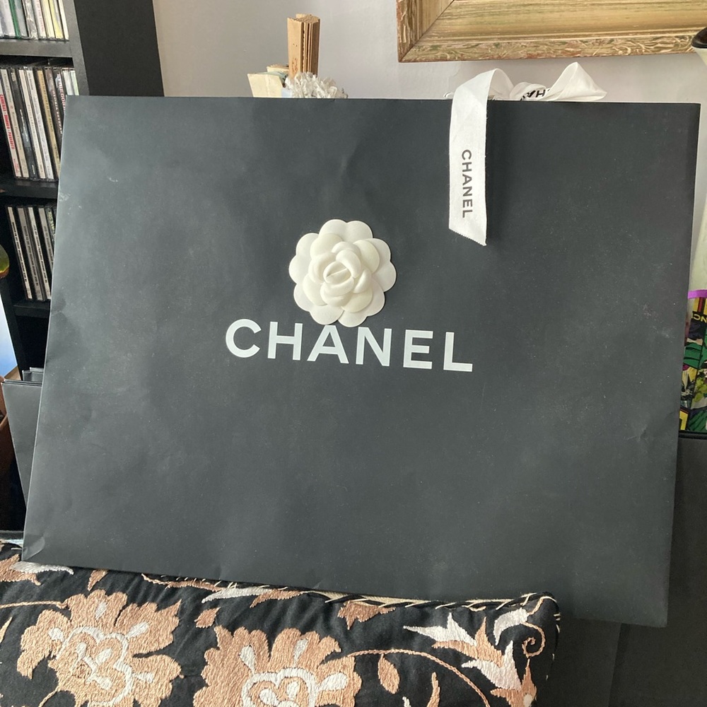 CHANEL bag with flower and ribbon 17 x 13 x 6 1/4”
